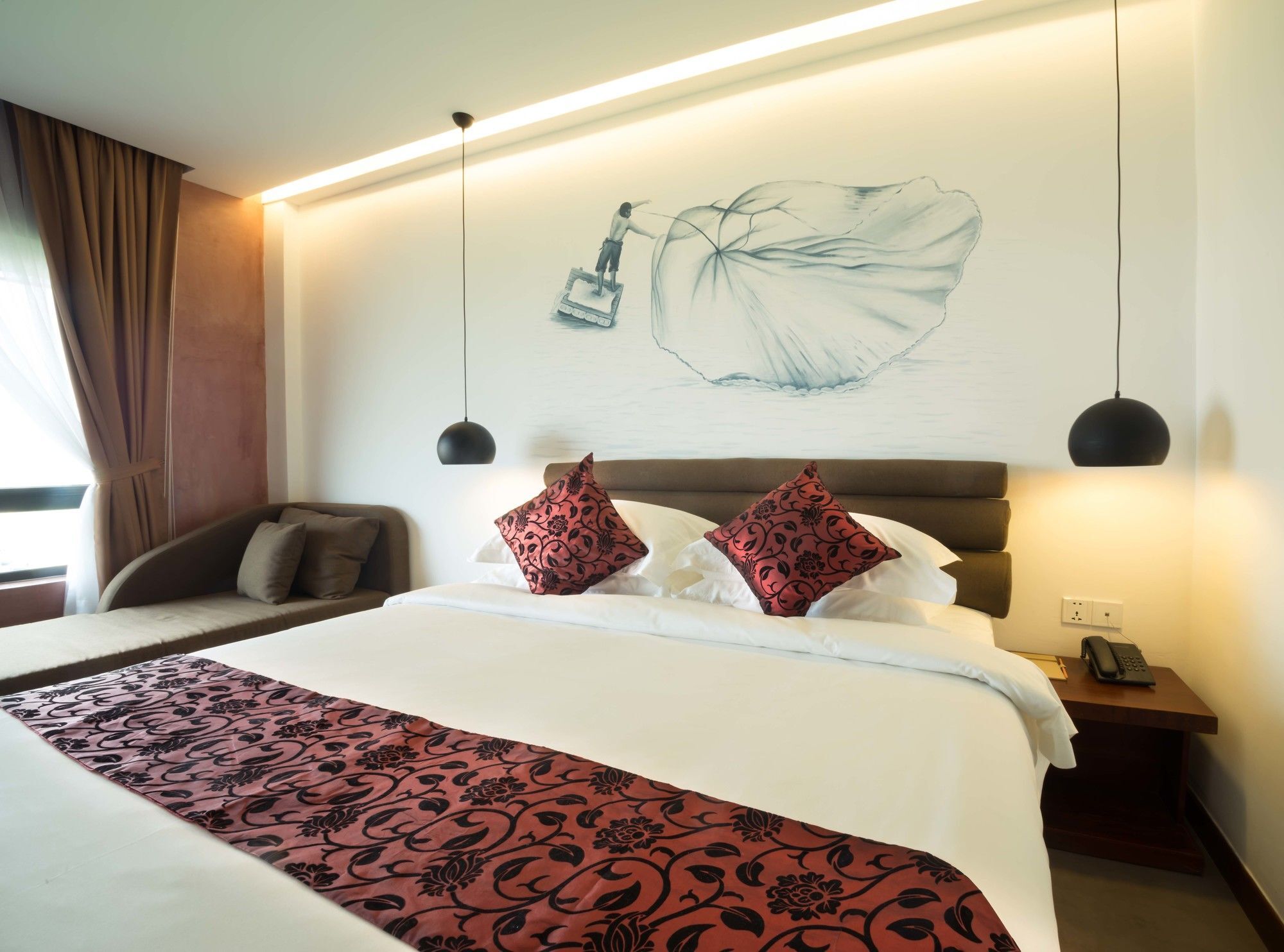 Almond Hotel Bassac River Phnom Penh Dış mekan fotoğraf